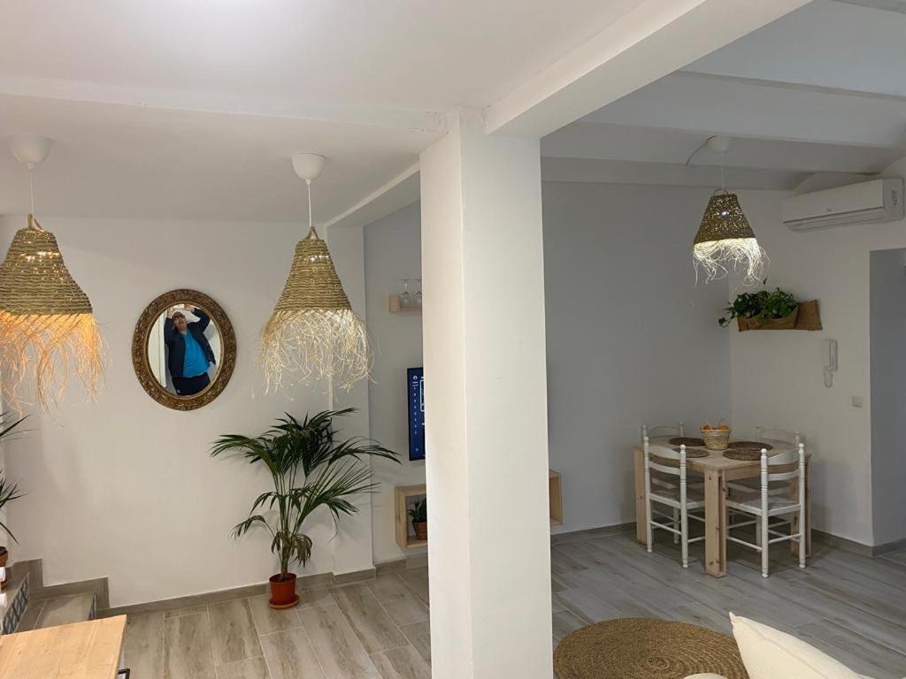Alzira Bonita Apartamento B Con Patio, La Casella Luaran gambar